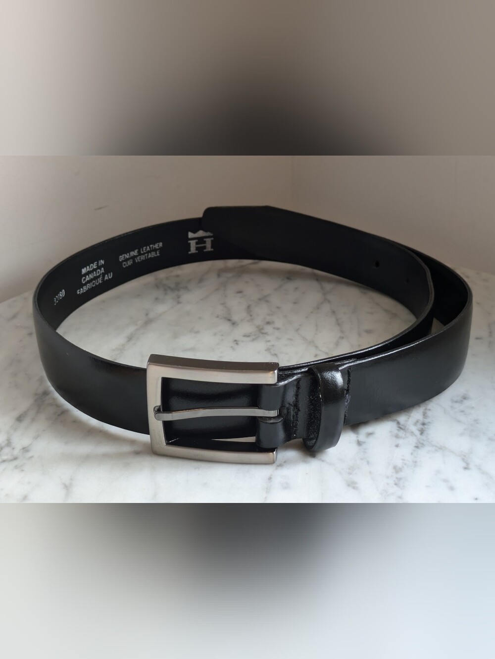 Haggar Black Genuine Leather Canadian Made Men's Belt with Silver Buckle
